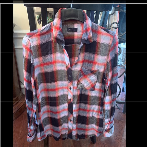 GAP Button down shirt - Picture 1 of 2